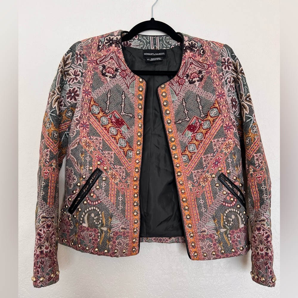 HEMANT &‎ NANDITA Anthropologie Kiana Quilted Studded Boho Jacket NWOT - Picture 2 of 5